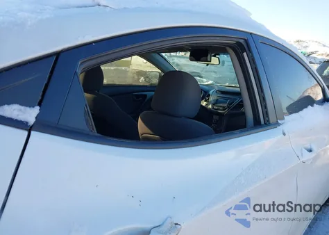 2015 Hyundai Elantra Se z USA, uszkodzony, nr VIN 5NPDH4AE9FH582719